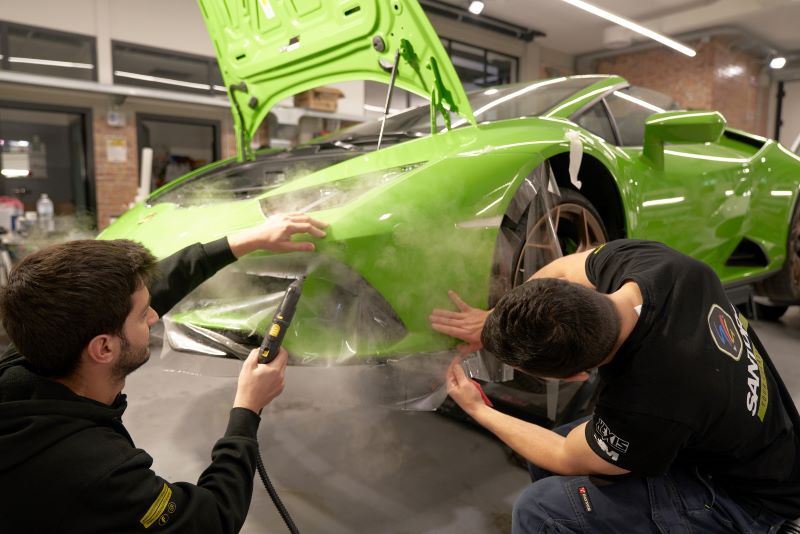 Salerno, a lezione di wrapping: nasce Santoro Creative Hub Academy