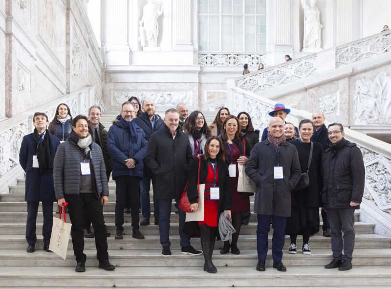 Le regge europee a Palazzo Reale. Riaperto il passaggio con la Biblioteca