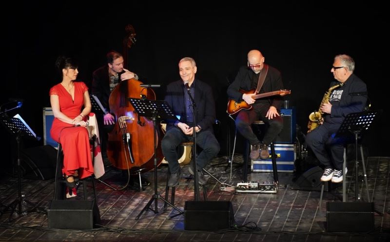 Maurizio de Giovanni, jazz e tradizione al gran finale del Natale di Ravello