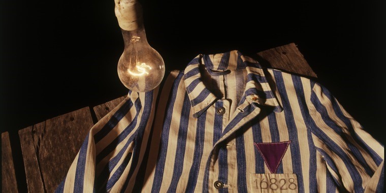 Giornata della Memoria: ‘400 triangoli viola’, il sacrificio dei Testimoni di Geova