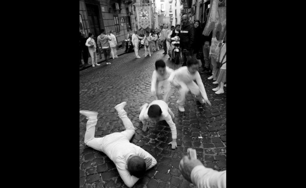 Apprendiamo che esistono neonati di serie A e B: i bilanci vengono prima della salute dei bambini