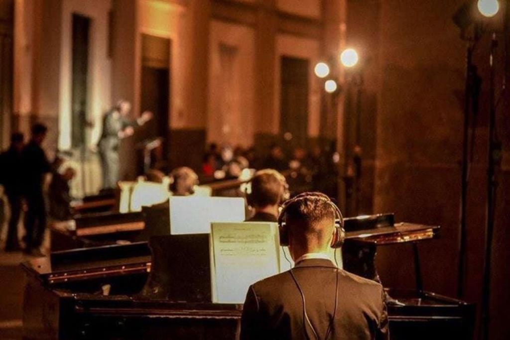 Al via Piano City Napoli: inaugurazione all’Acacia con ‘Otto pianoforti e teatro’. Prima di Marrone