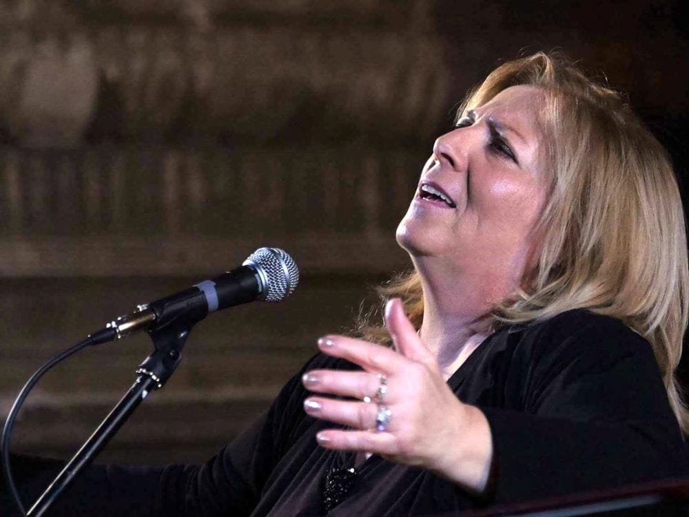 “Donne In-Canto”: Antonella Morea al Teatro Sala Molière di Pozzuoli