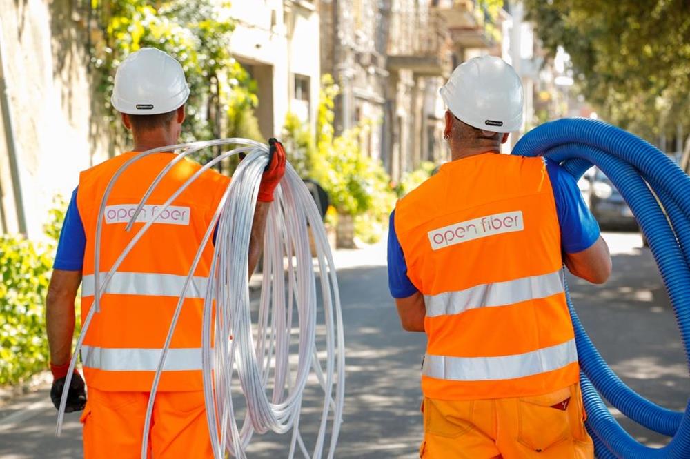 Fibra ottica ultraveloce di Open Fiber: Summonte connessa al futuro con la banda ultra larga