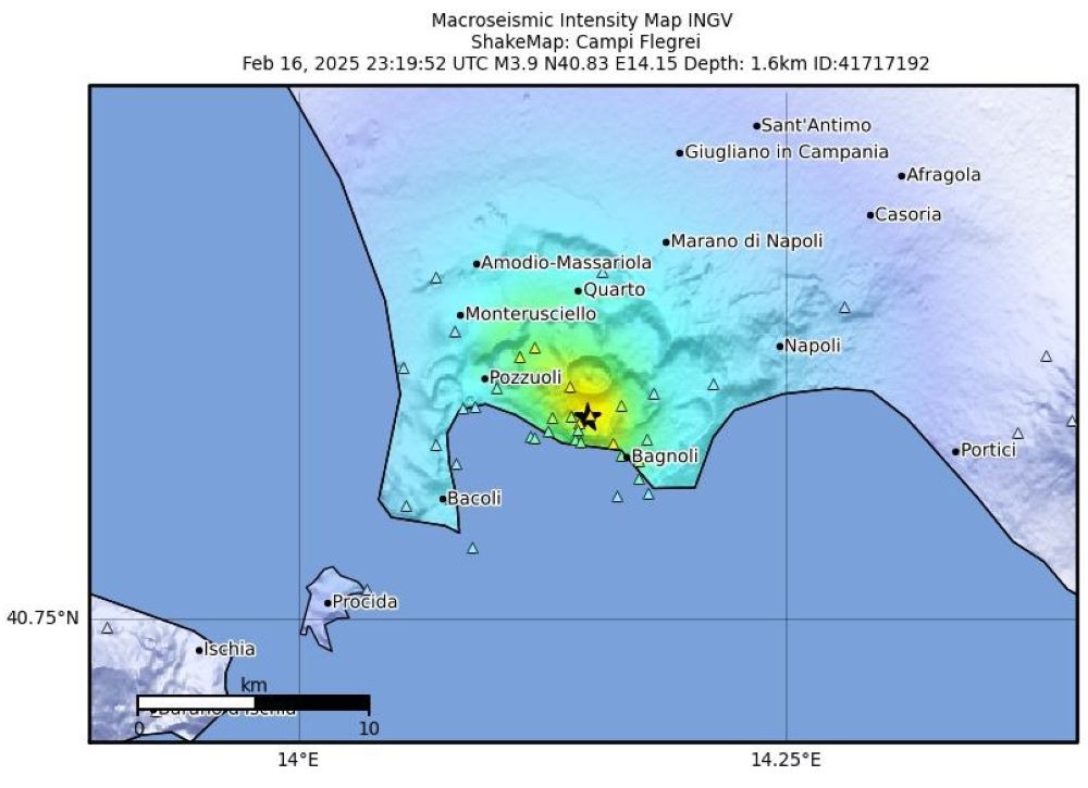 Terremoto Campi Flegrei: l’allerta resta gialla, gli esperti monitorano la situazione