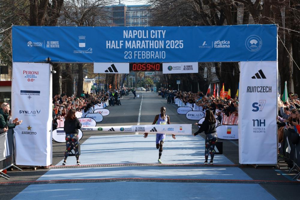 In 7mila alla Napoli City Half Marathon 2025: trionfo per Emmanuel Wafula e Sheila Jerotich