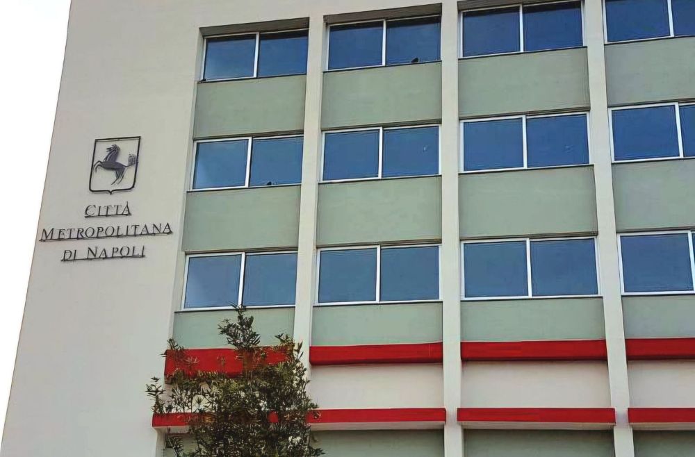 Campi Flegrei: ordinanze di sospensione delle attività didattiche a Napoli e Pozzuoli