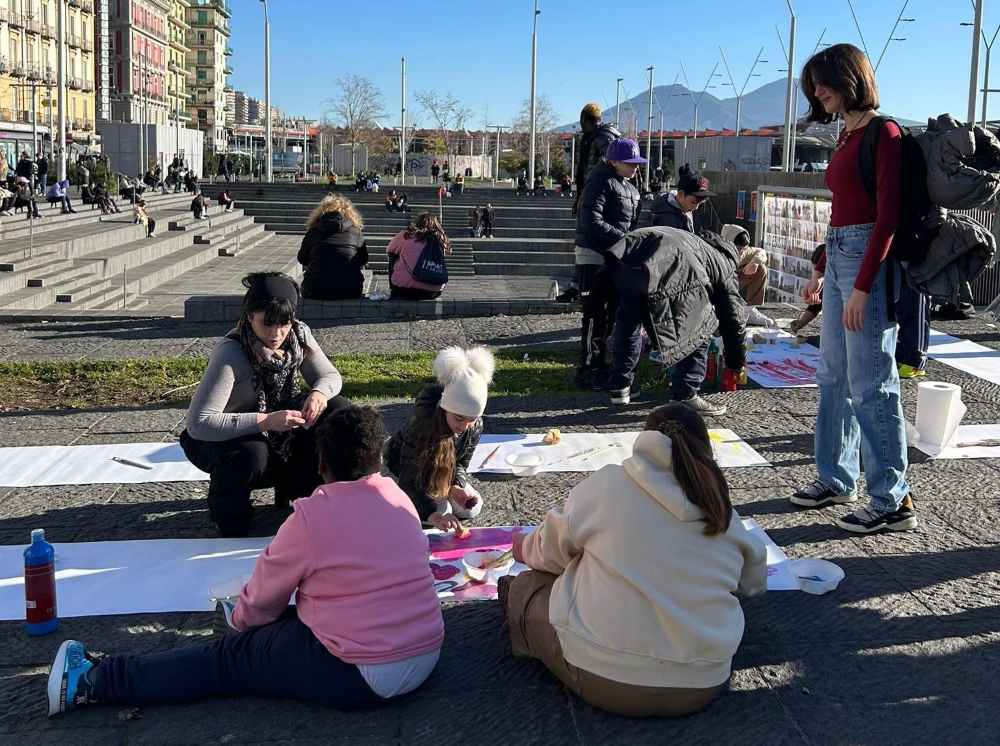 Carnevale Napoli 2025: festa in piazza Garibaldi con sfilata, musica e inclusione