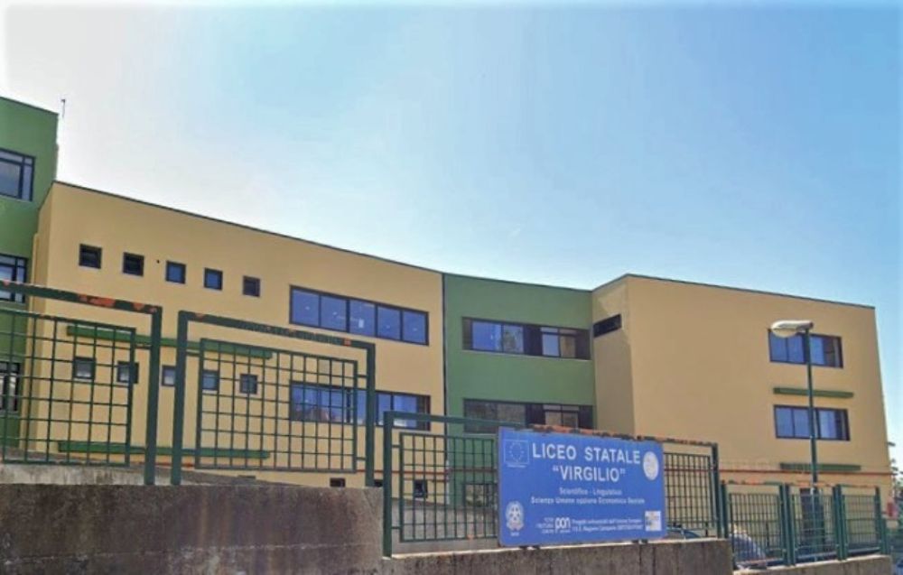Campi Flegrei: monitoraggio CO2 e parziale riapertura dell’Istituto Virgilio di Pozzuoli