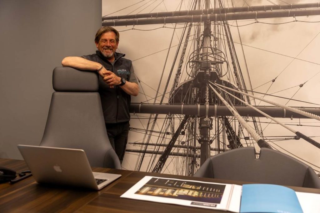 Corrado Gala ritrova l’Amerigo Vespucci: 45 anni dopo, la storia del nostromo custode del mito