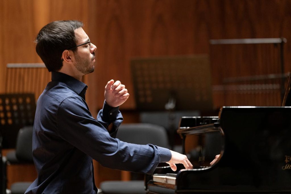 Premio Thalberg 2025: trionfa l’italiano Gabriele Lajura al Conservatorio di San Pietro a Majella