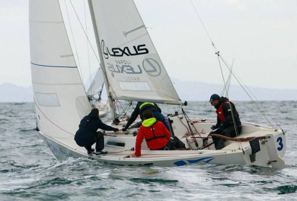 A Napoli la veleggiata dei Panathlon Club delle Repubbliche Marinare: vela e amicizia nel Golfo