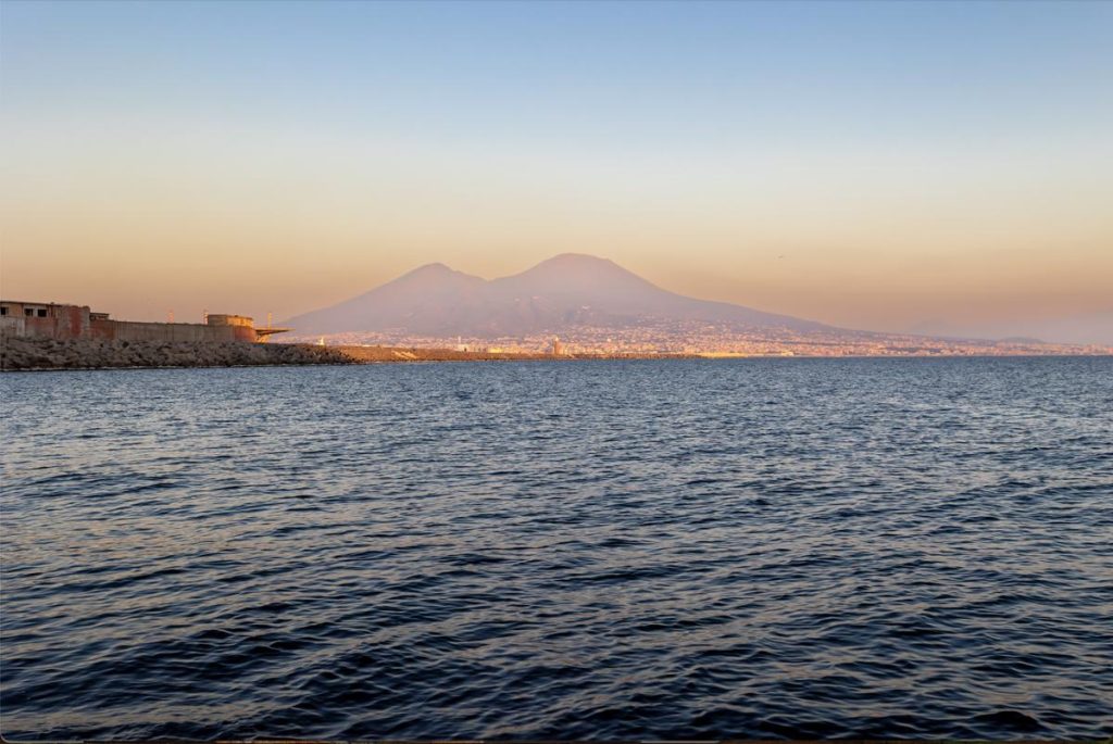Campania da record nel 2024: +8,1% di passeggeri via mare grazie a Ferryhopper e all’island hopping