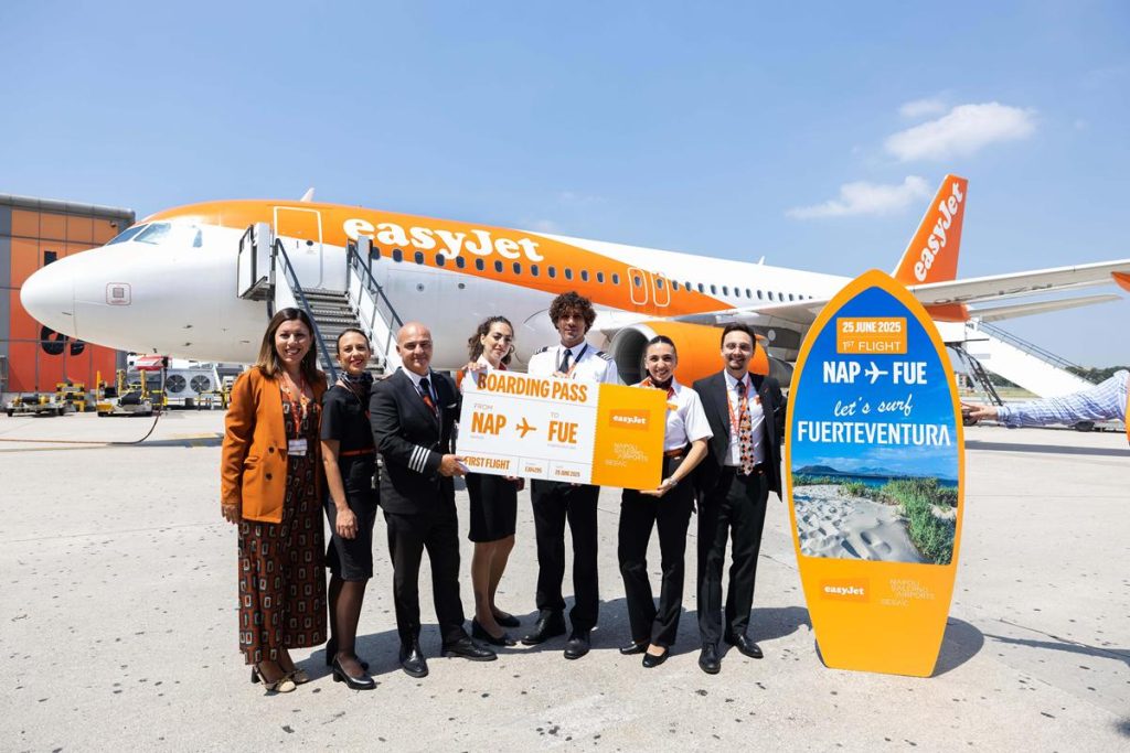 easyJet decolla da Napoli verso Fuerteventura: nuova rotta per scoprire le Canarie tutto l’anno