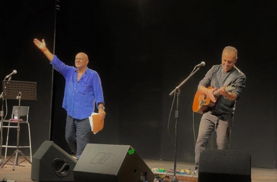 Peppe Lanzetta in scena con L’urlo a Palazzo Ricca: poesia, musica e teatro nella Napoli autentica
