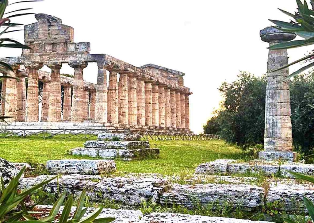 Premio Artis Suavitas 2025 al Tempio di Nettuno: cultura, memoria e grandi protagonisti a Paestum