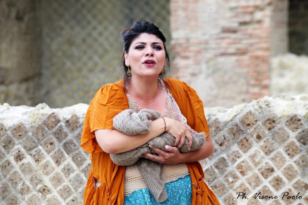 Terramò Vol. III: la memoria del Rione Terra che danza sul filo del movimento