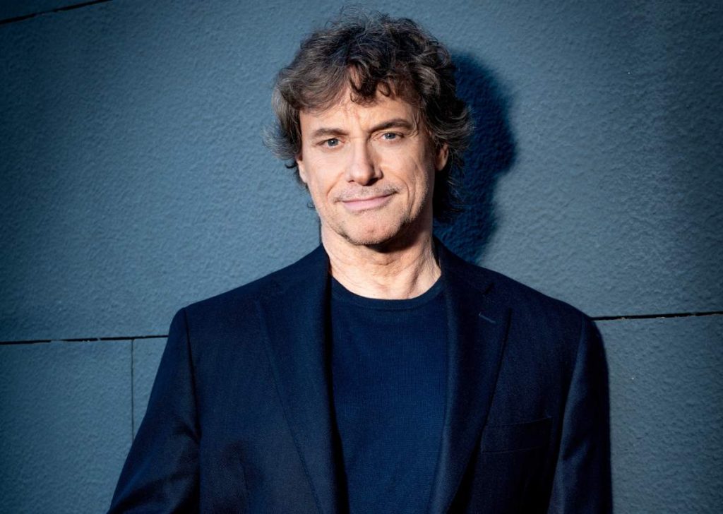 Alberto Angela al Teatro Bellini: lectio su Cesare tra storia, spettacolo e intelligenza artificiale