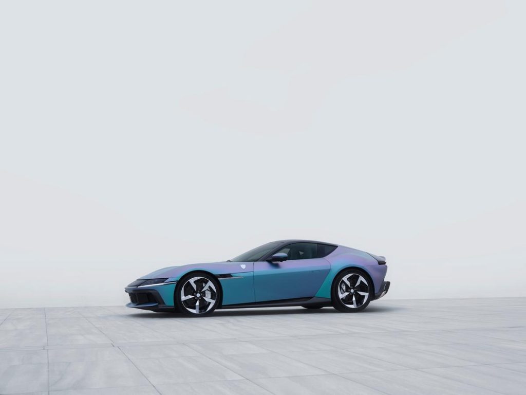 AUTO / Ferrari 12Cilindri Tailor Made: l’arte coreana incontra il V12 di Maranello