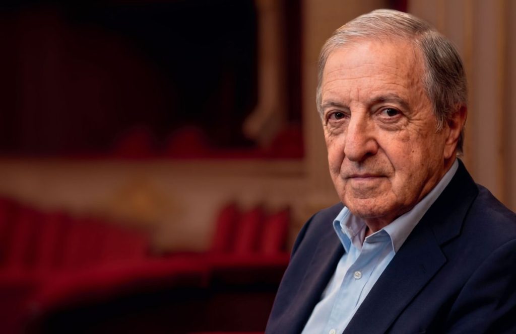 Trianon Viviani, Epifania nel segno di Roberto De Simone: la Gatta Cenerentola, mostra e docufilm