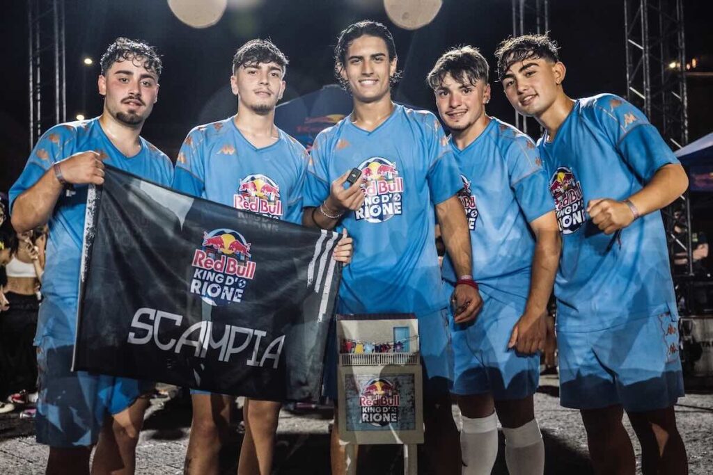 Red Bull a Napoli, Piazza Municipio capitale del freestyle tra calcio di strada e street dance