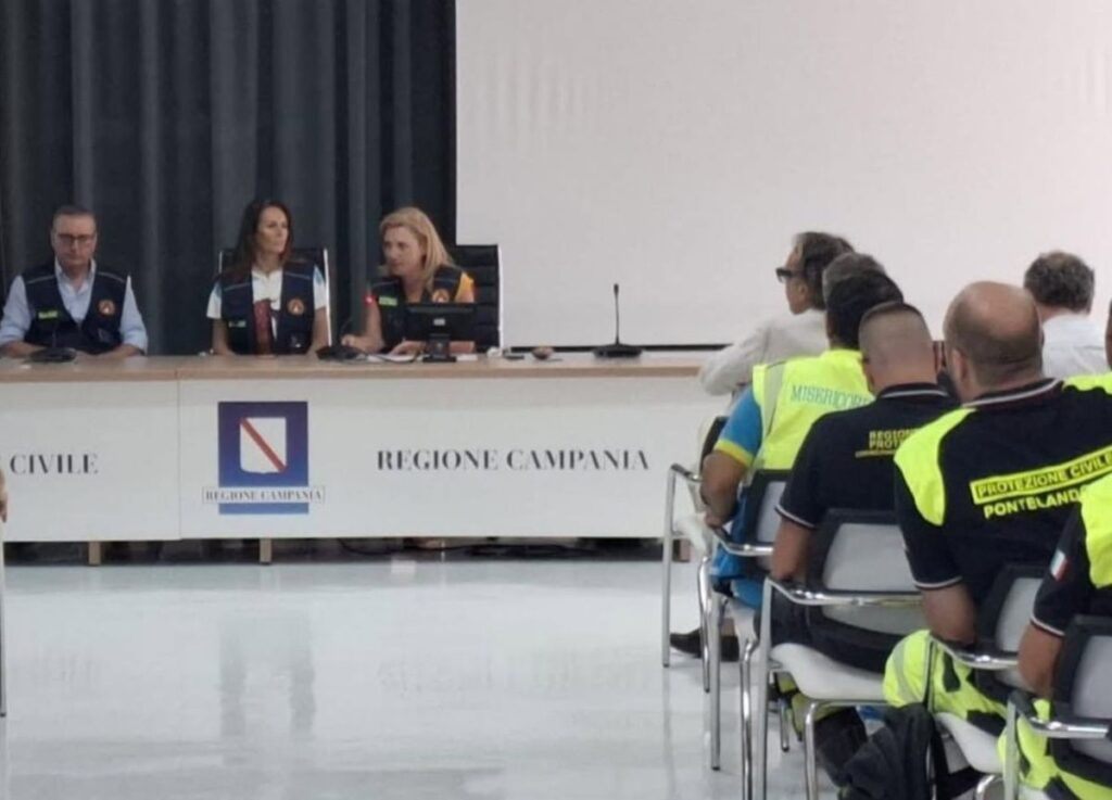 Protezione Civile Campania, consegnati 39 nuovi mezzi speciali alle organizzazioni di volontariato