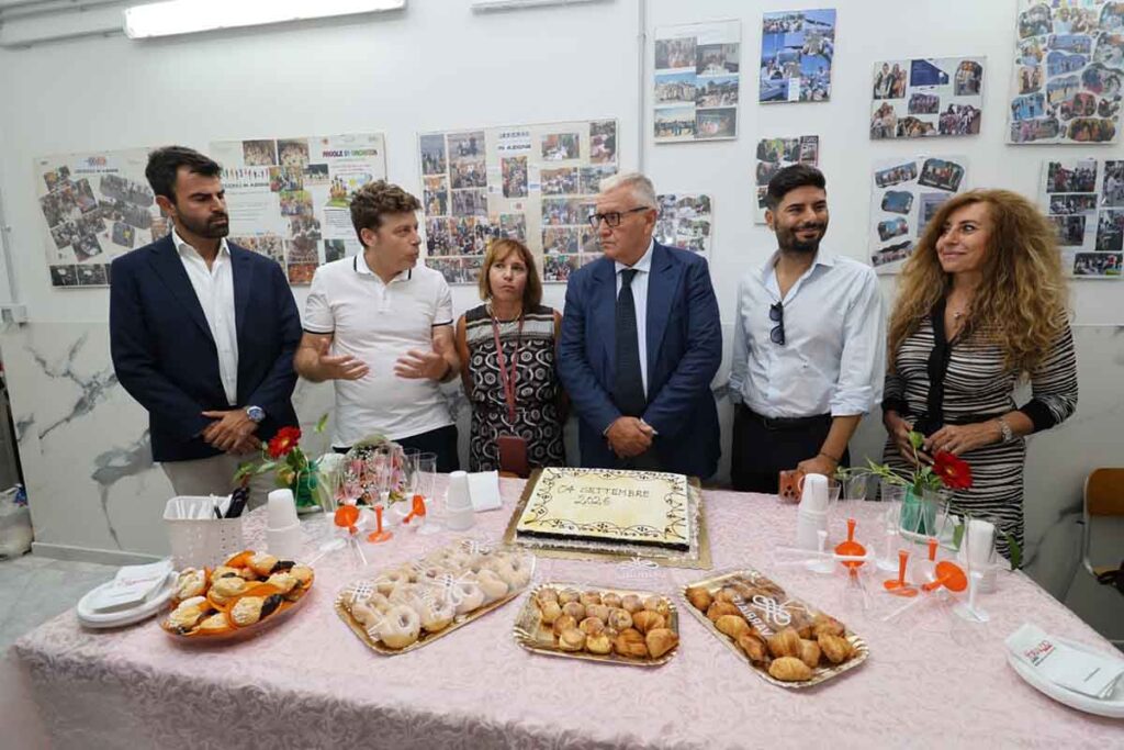 Nel bene confiscato di via Cosenz la sede di ‘Per Aspera ad Astra’ per minori e famiglie straniere
