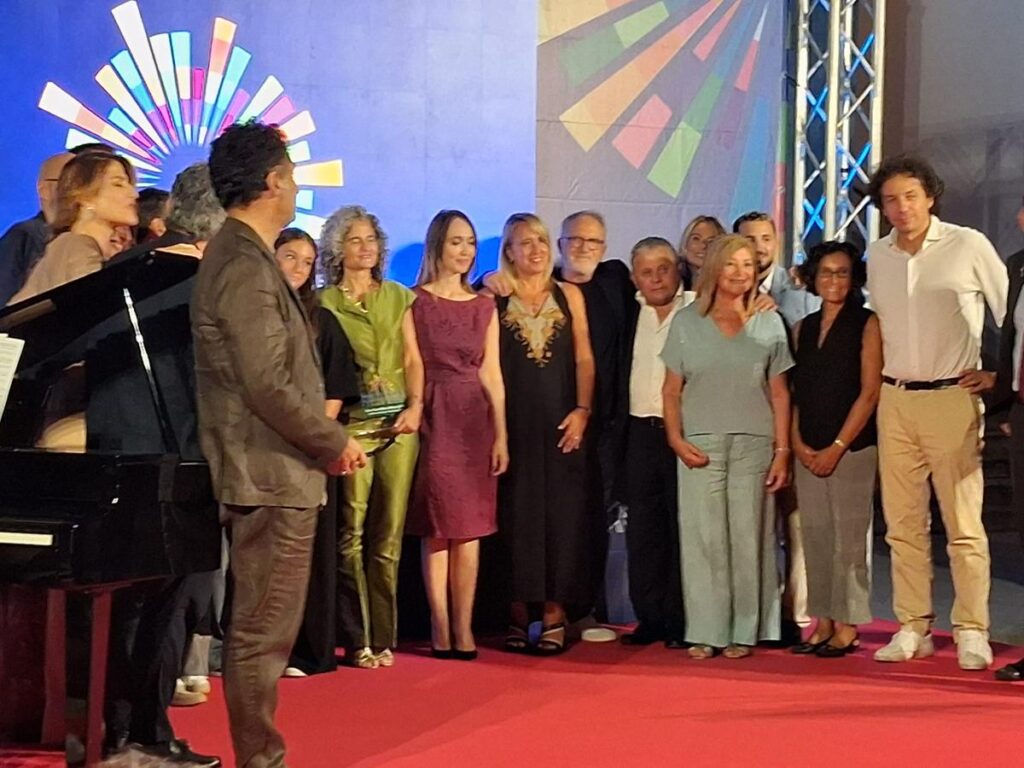 Premio Amato Lamberti 2026 a Palazzo Gravina, Jonathan: Premiate le buone pratiche sociali