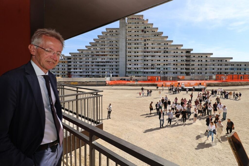 ReStart Scampia, completate tre palazzine: 97 nuovi alloggi per la rinascita del quartiere