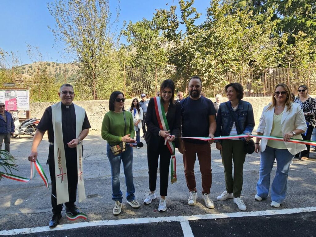 Baronissi, a Fusara nuovi parcheggi e una rampa accessibile per Villa Beatrice