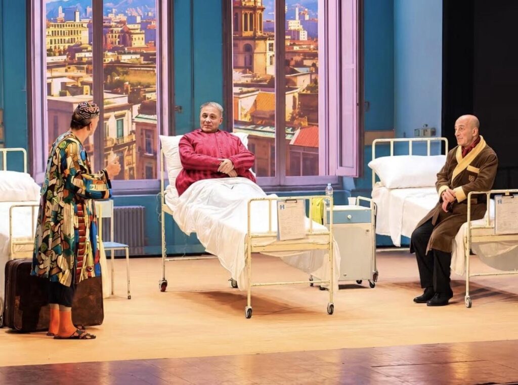 Teatro Totò, I Ditelo Voi inaugurano la stagione con ‘Dirotta sul nulla’: comicità, equivoci e risate